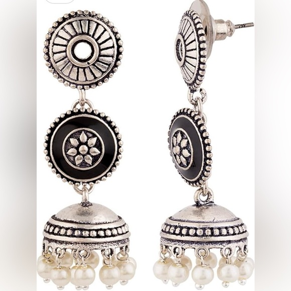 Trendy Jewels Black and Silver Floral Earrings Jhumka - Picture 2 of 7